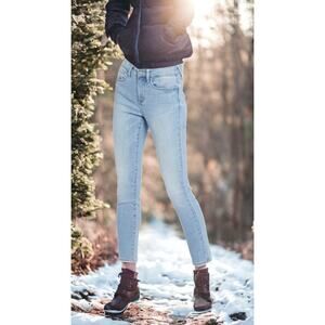 NEW $109 NYDJ Alina Light Wash Jeans Pants Size 14 Lift Tuck Smoothing‎ Slimming